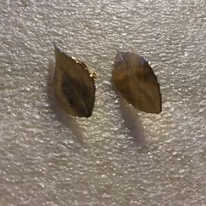 Elegant Gold Leaf Earrings